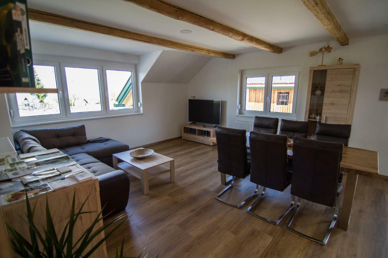 Ferienwohnung Traumaussicht Leutschach Eksteriør billede